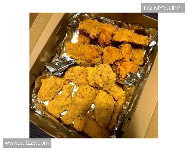 足球巨星赛后休闲时光大曝料原来最爱美味酥脆炸鸡解馋瞬间